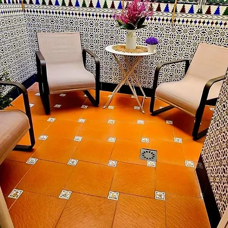 Petit Mansion Juderia 아파트
